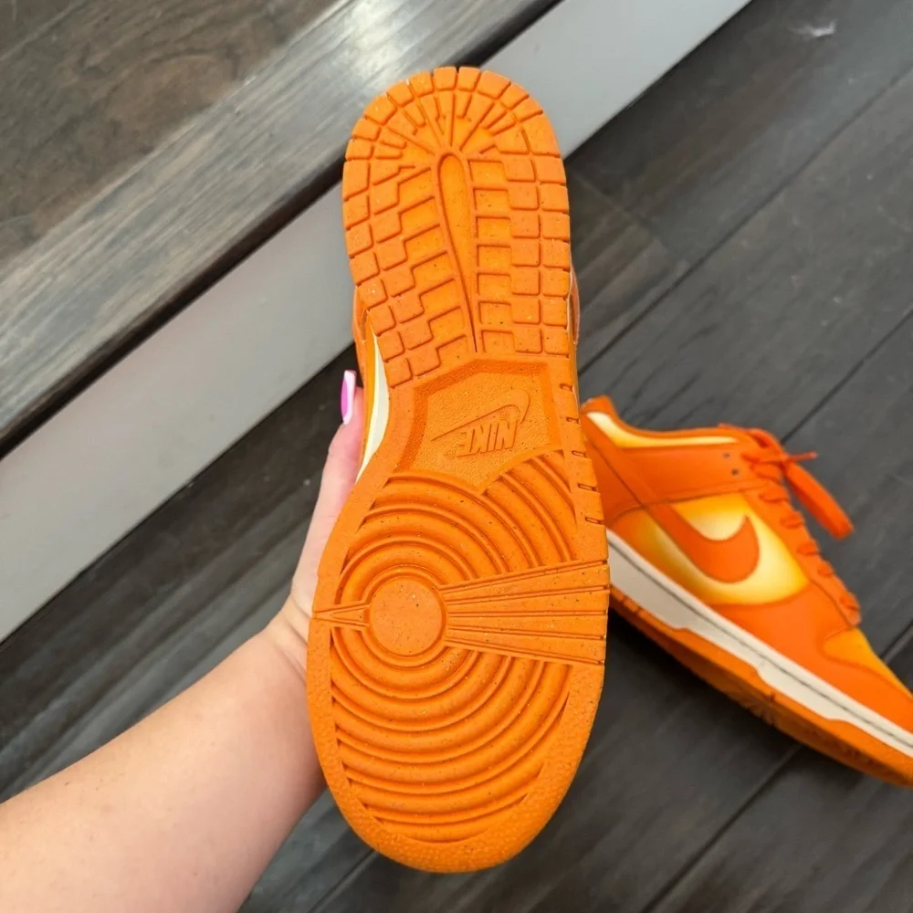 Nike Dunk Low Magma Orange women’s 8.5 men’s 7 DX2953-800